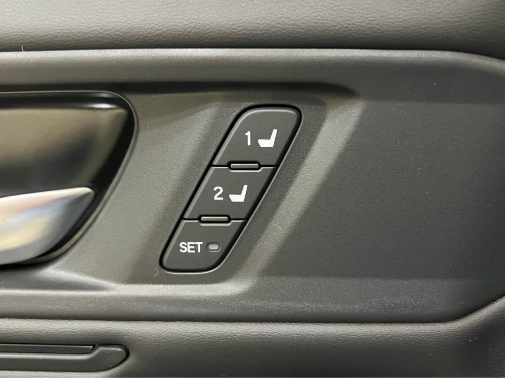 new 2025 Honda Accord Hybrid car, priced at $36,980