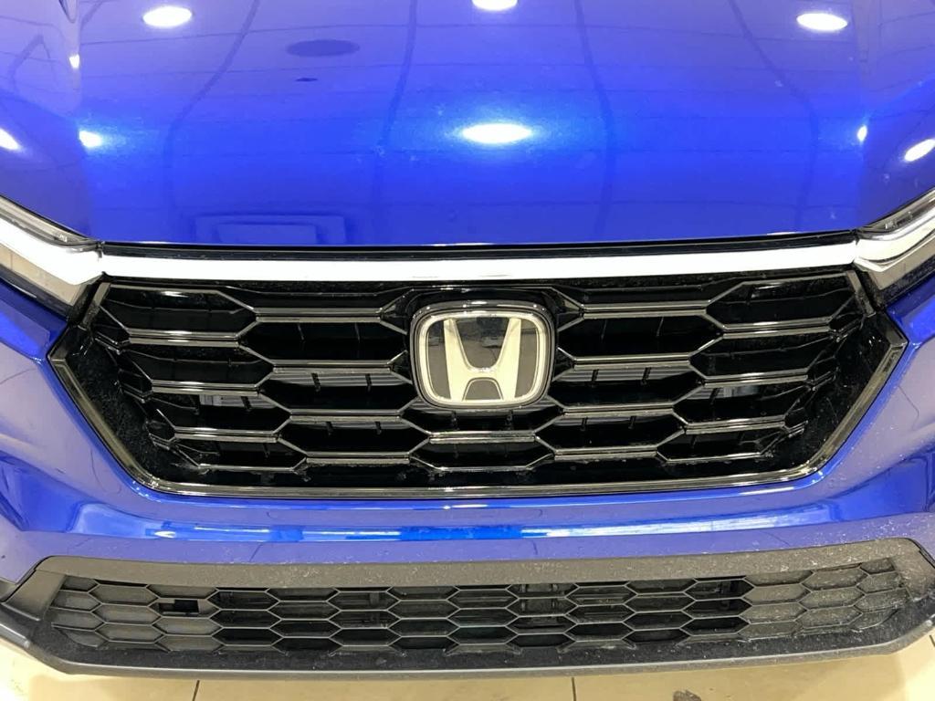 used 2023 Honda CR-V car, priced at $30,220