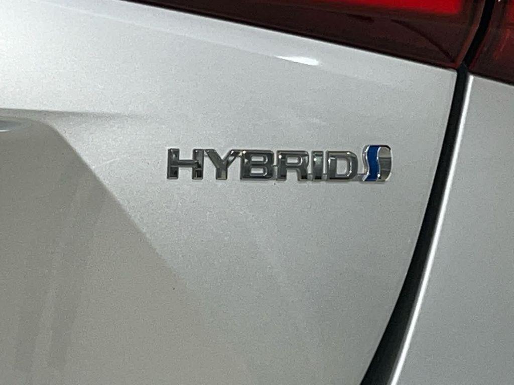 used 2020 Toyota Prius car, priced at $17,136