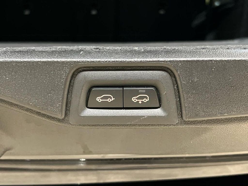 used 2020 BMW X7 car, priced at $30,149