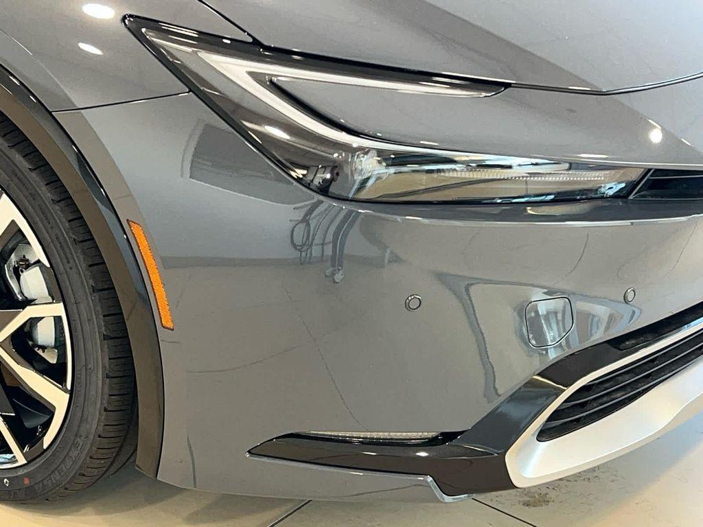 new 2026 Toyota Prius Plug-In Hybrid car, priced at $44,463