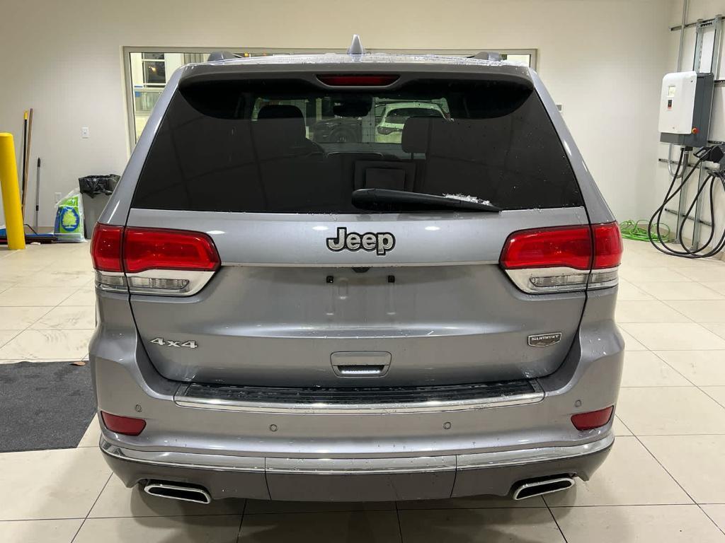 used 2018 Jeep Grand Cherokee car, priced at $21,569