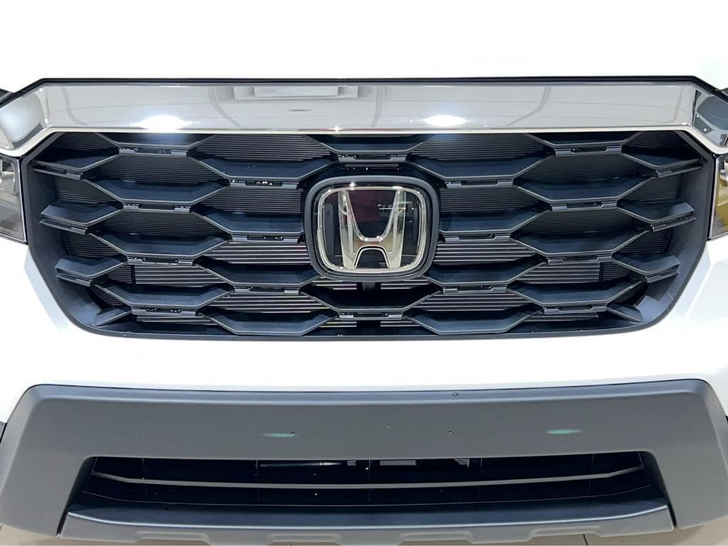 new 2025 Honda Passport car, priced at $44,305