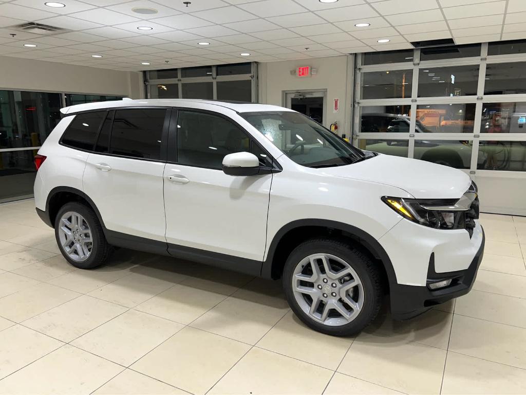 new 2025 Honda Passport car, priced at $44,305