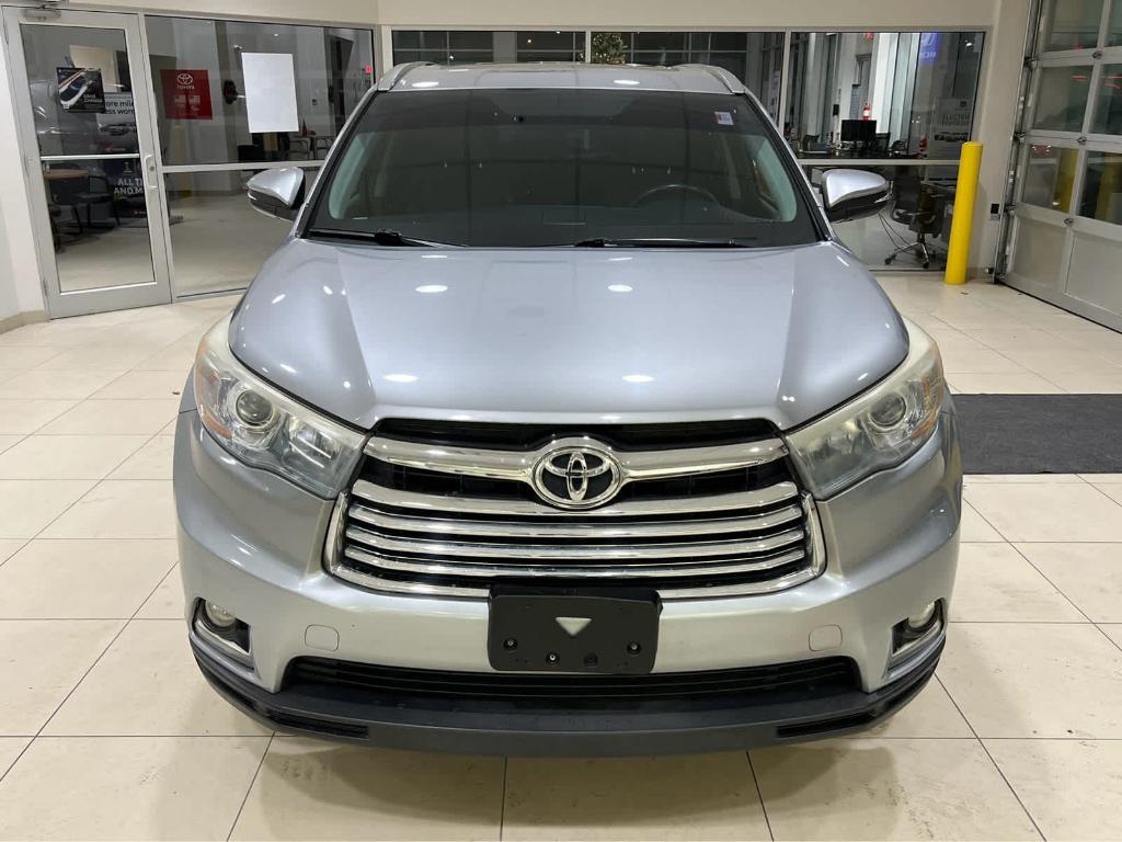 used 2014 Toyota Highlander car, priced at $23,996