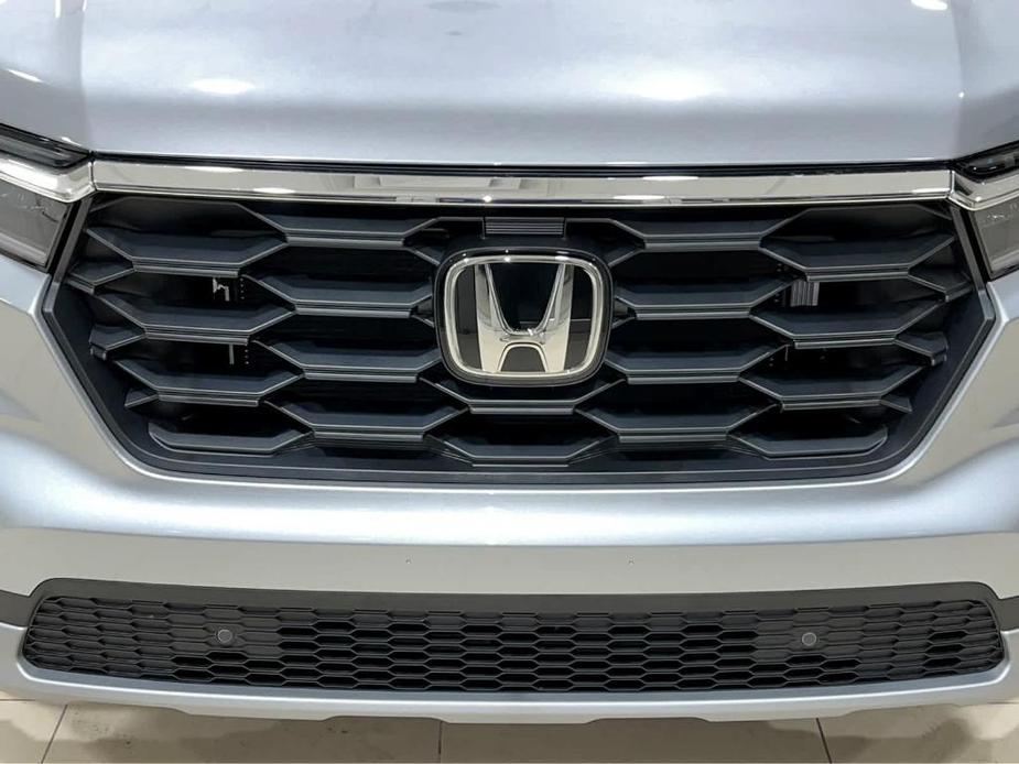 new 2025 Honda Pilot car, priced at $46,695