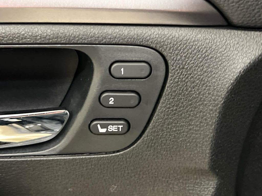 used 2022 Honda Pilot car, priced at $32,356