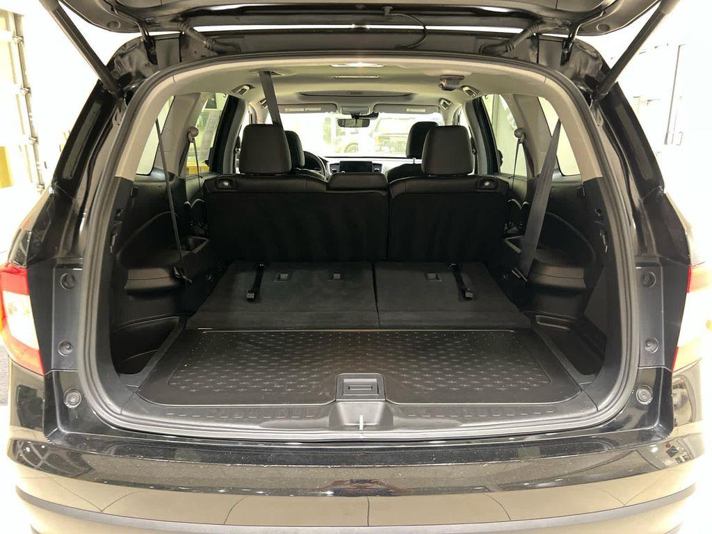 used 2022 Honda Pilot car, priced at $32,356