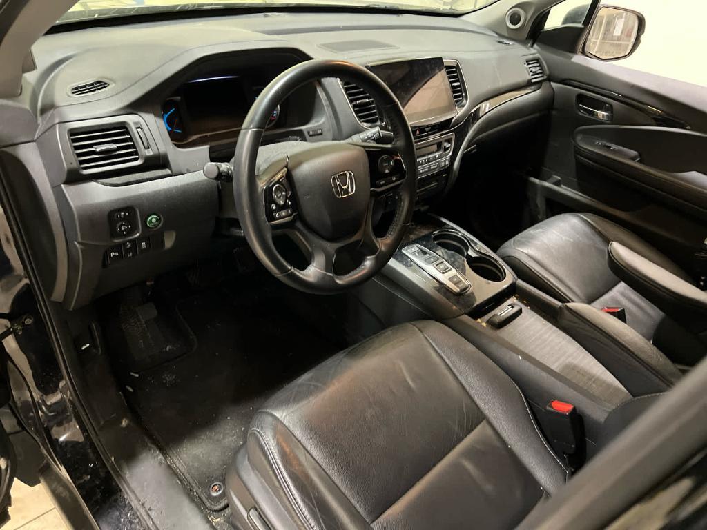 used 2022 Honda Pilot car, priced at $33,896