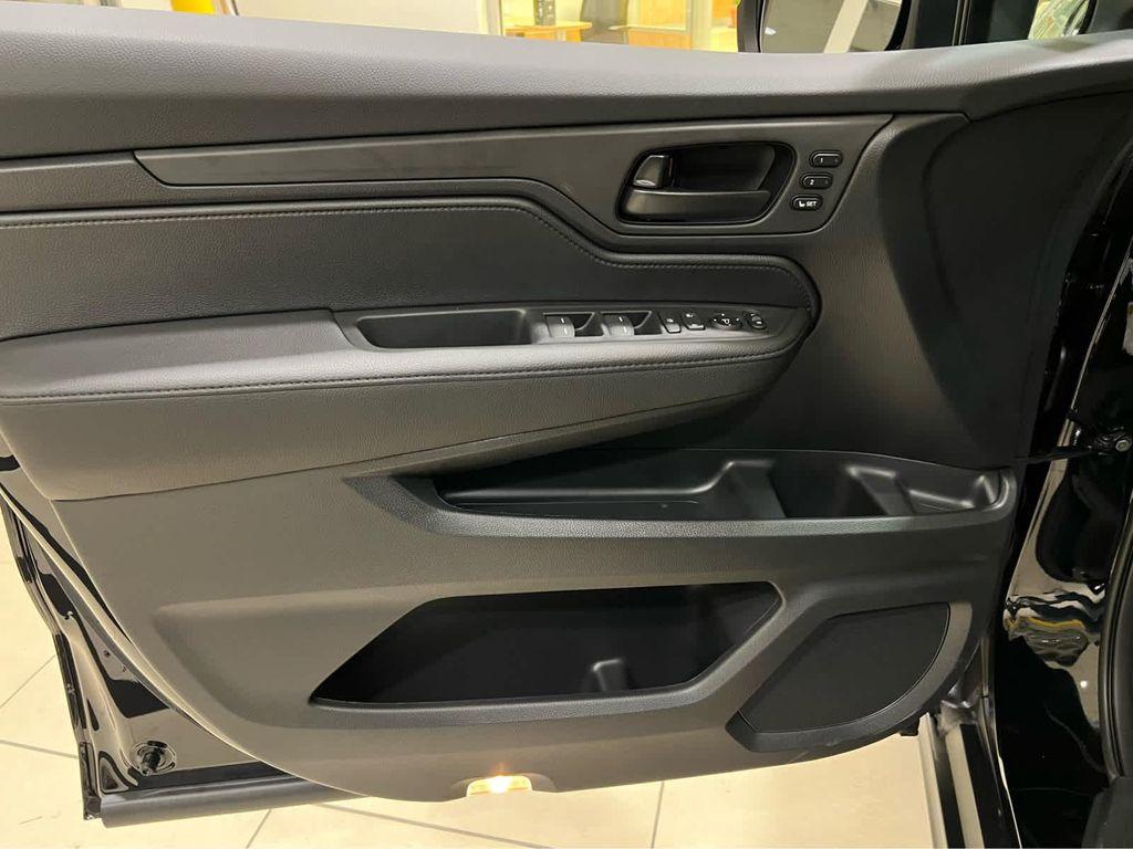 used 2026 Honda Odyssey car, priced at $43,979
