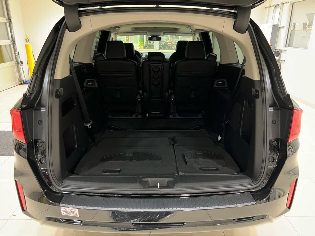 used 2026 Honda Odyssey car, priced at $43,979
