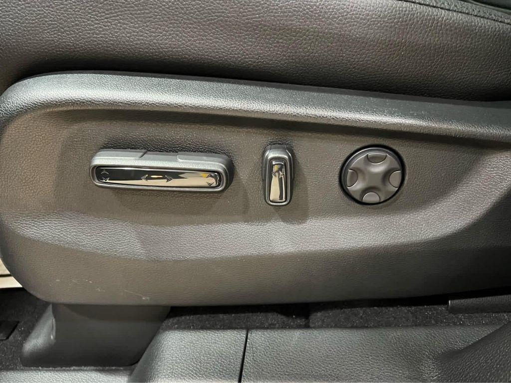 used 2026 Honda Odyssey car, priced at $43,979