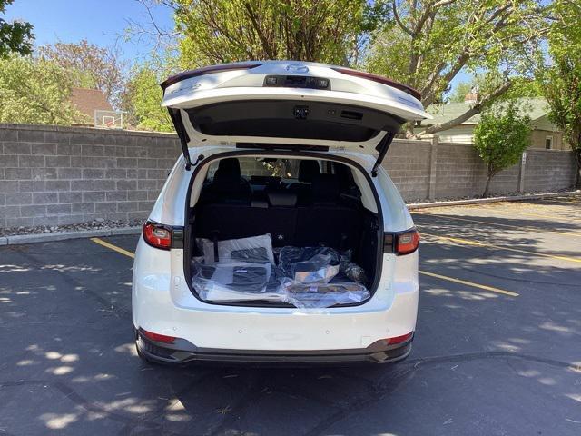 new 2025 Mazda CX-90 car, priced at $43,780
