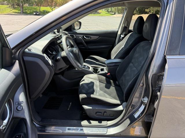 used 2014 Nissan Rogue car, priced at $5,999