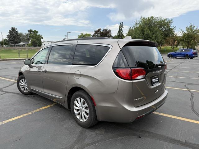 used 2017 Chrysler Pacifica car, priced at $8,500
