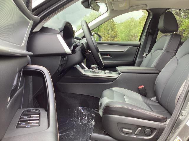 new 2025 Mazda CX-90 car, priced at $42,135