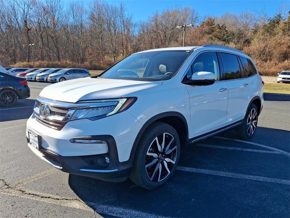 used 2022 Honda Pilot car, priced at $35,799