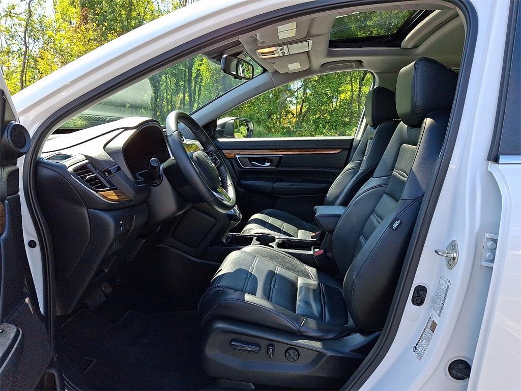 used 2020 Honda CR-V car, priced at $26,799