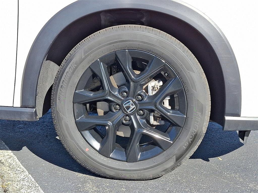 used 2025 Honda HR-V car, priced at $26,999