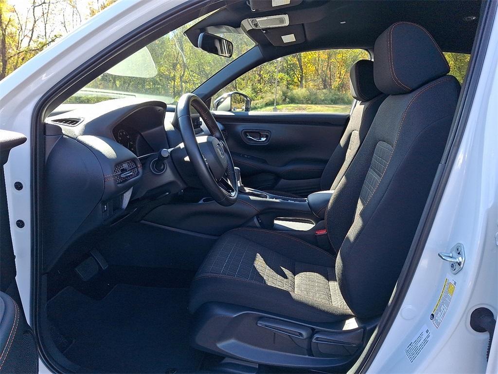 used 2025 Honda HR-V car, priced at $26,999