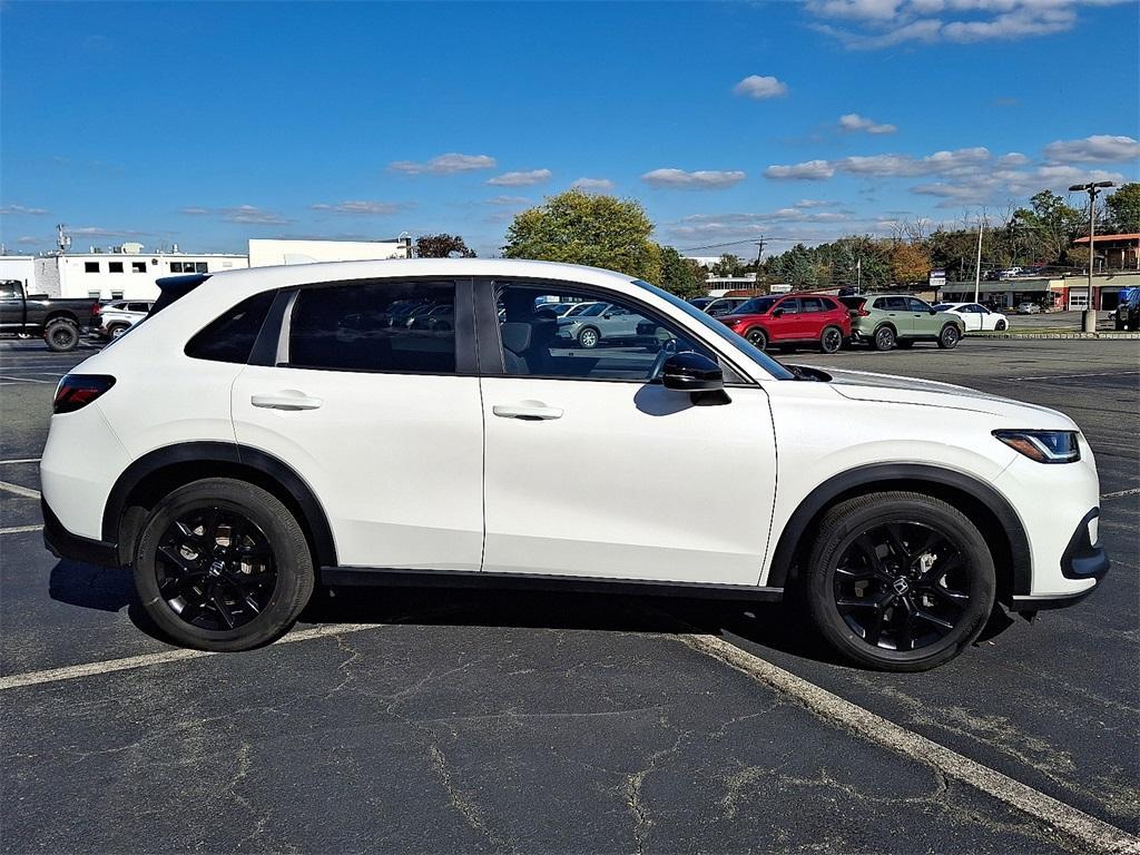 used 2025 Honda HR-V car, priced at $26,999