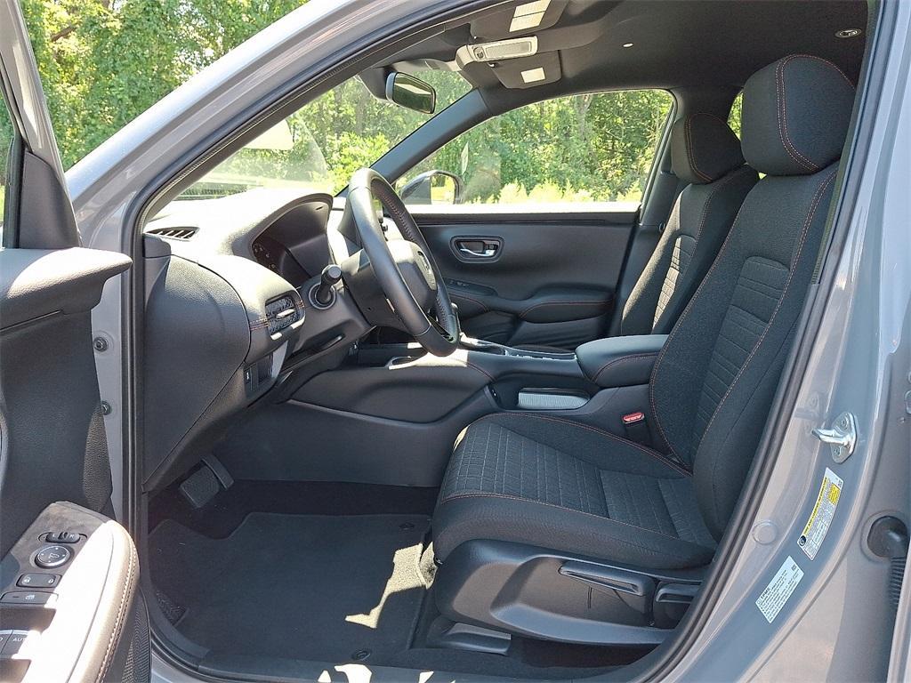 used 2025 Honda HR-V car, priced at $29,299
