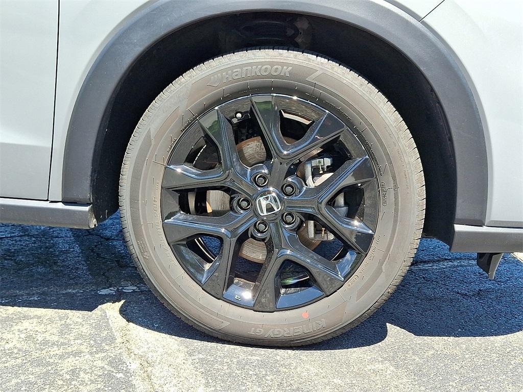 used 2025 Honda HR-V car, priced at $29,299