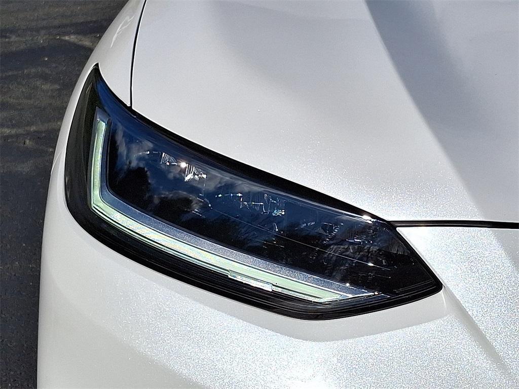 used 2025 Honda HR-V car, priced at $27,199