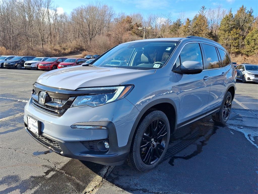 used 2022 Honda Pilot car, priced at $32,999