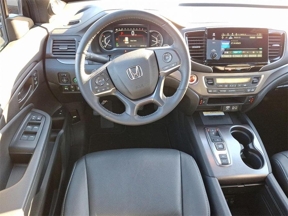 used 2022 Honda Passport car, priced at $29,899