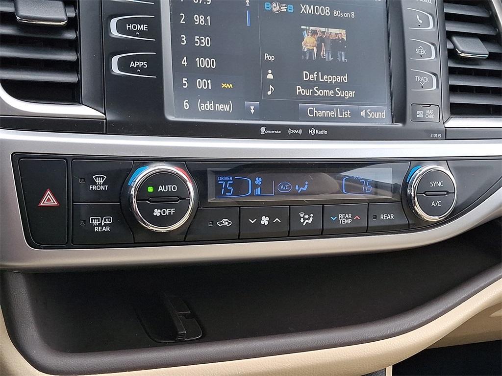 used 2016 Toyota Highlander car, priced at $15,699