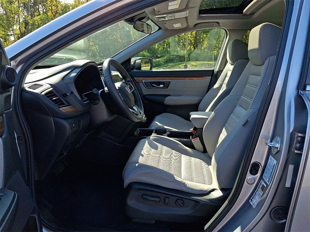 used 2022 Honda CR-V car, priced at $27,899