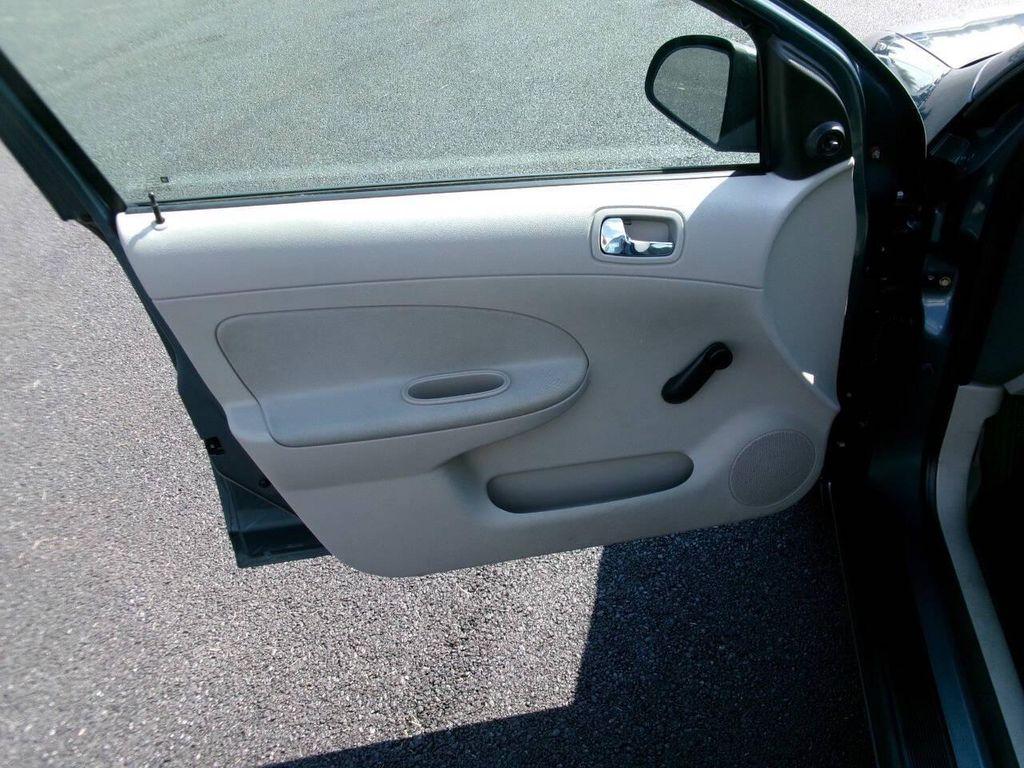 used 2007 Chevrolet Cobalt car, priced at $6,995