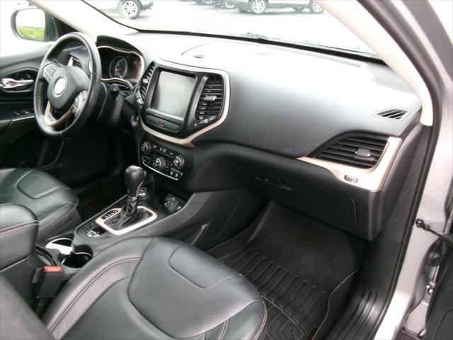 used 2015 Jeep Cherokee car, priced at $14,995