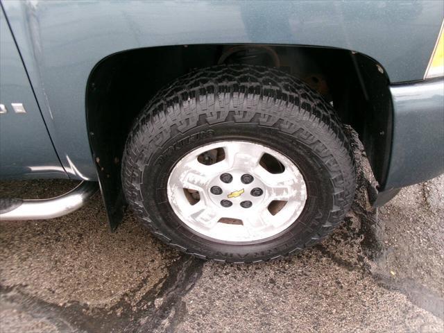 used 2008 Chevrolet Silverado 1500 car, priced at $13,900