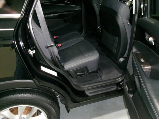 used 2017 Kia Sorento car, priced at $12,885