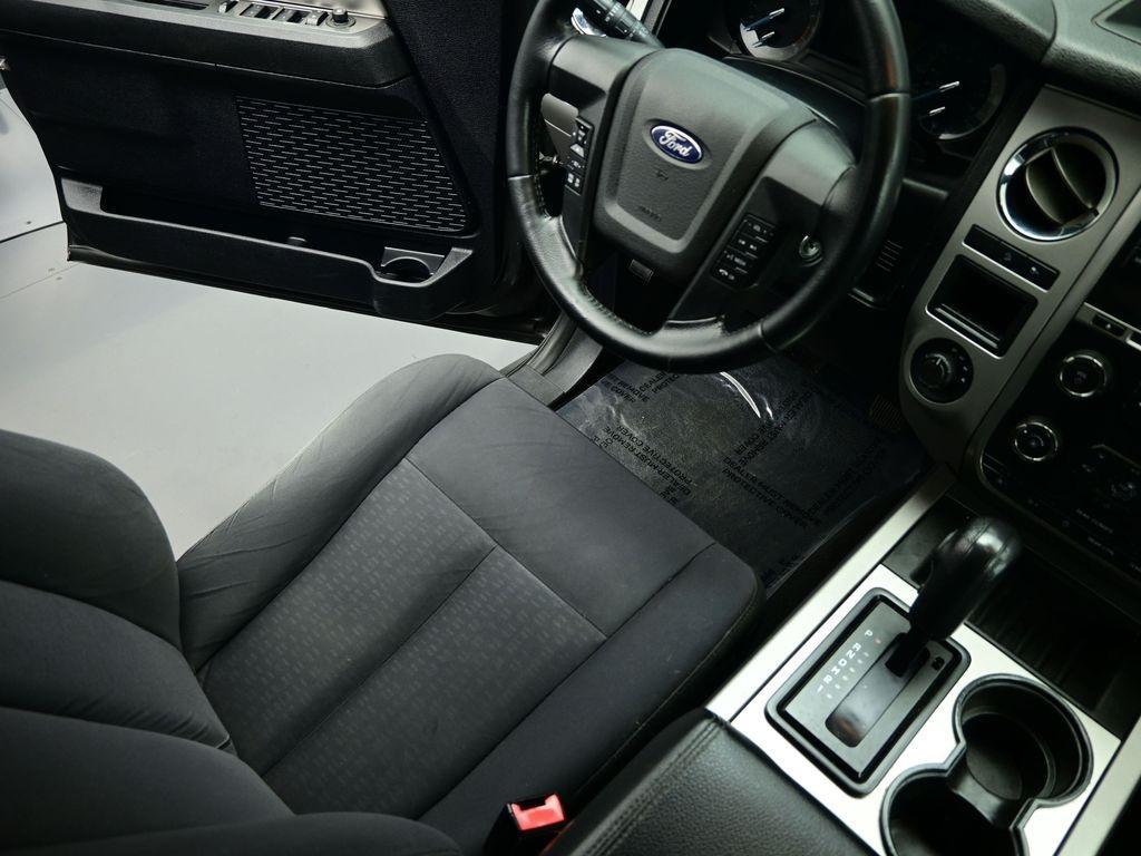 used 2017 Ford Expedition car, priced at $8,999