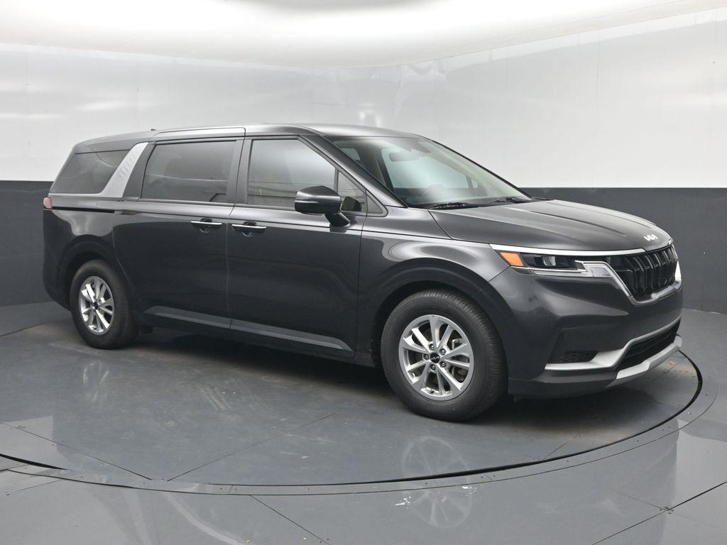 used 2023 Kia Carnival car, priced at $29,217