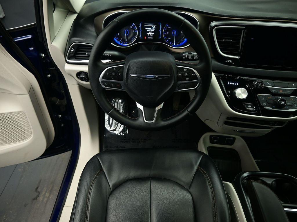 used 2017 Chrysler Pacifica car, priced at $9,686