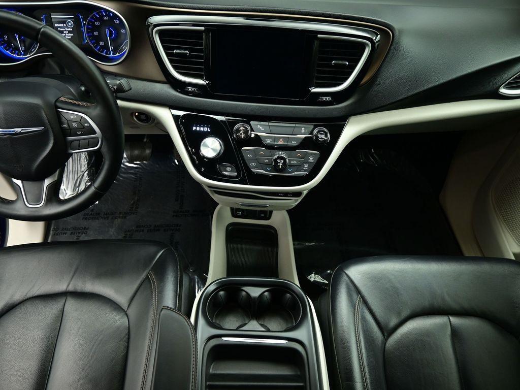 used 2017 Chrysler Pacifica car, priced at $9,686