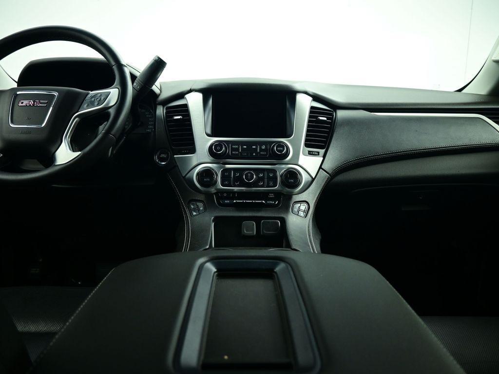 used 2018 GMC Yukon car, priced at $29,287