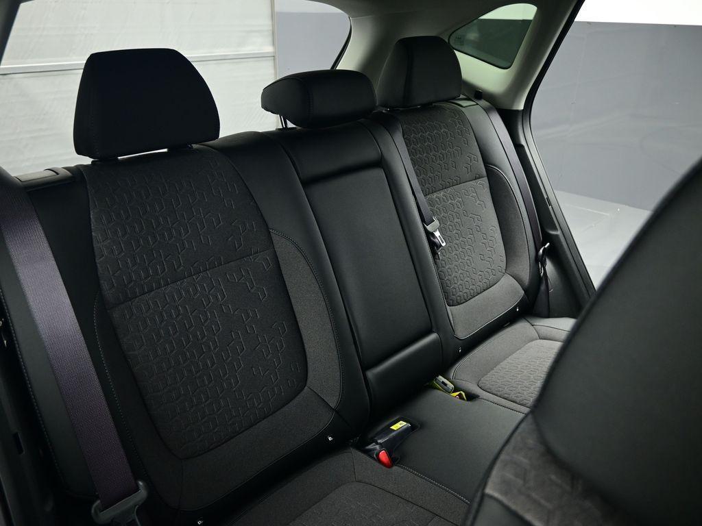 used 2025 Kia Seltos car, priced at $23,999