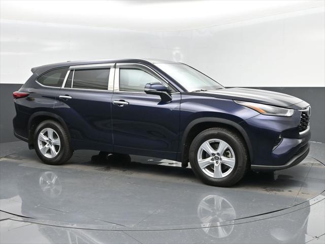 used 2021 Toyota Highlander car, priced at $32,988