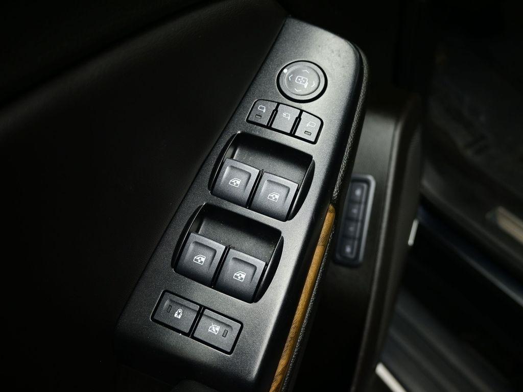 used 2020 GMC Yukon car, priced at $38,975