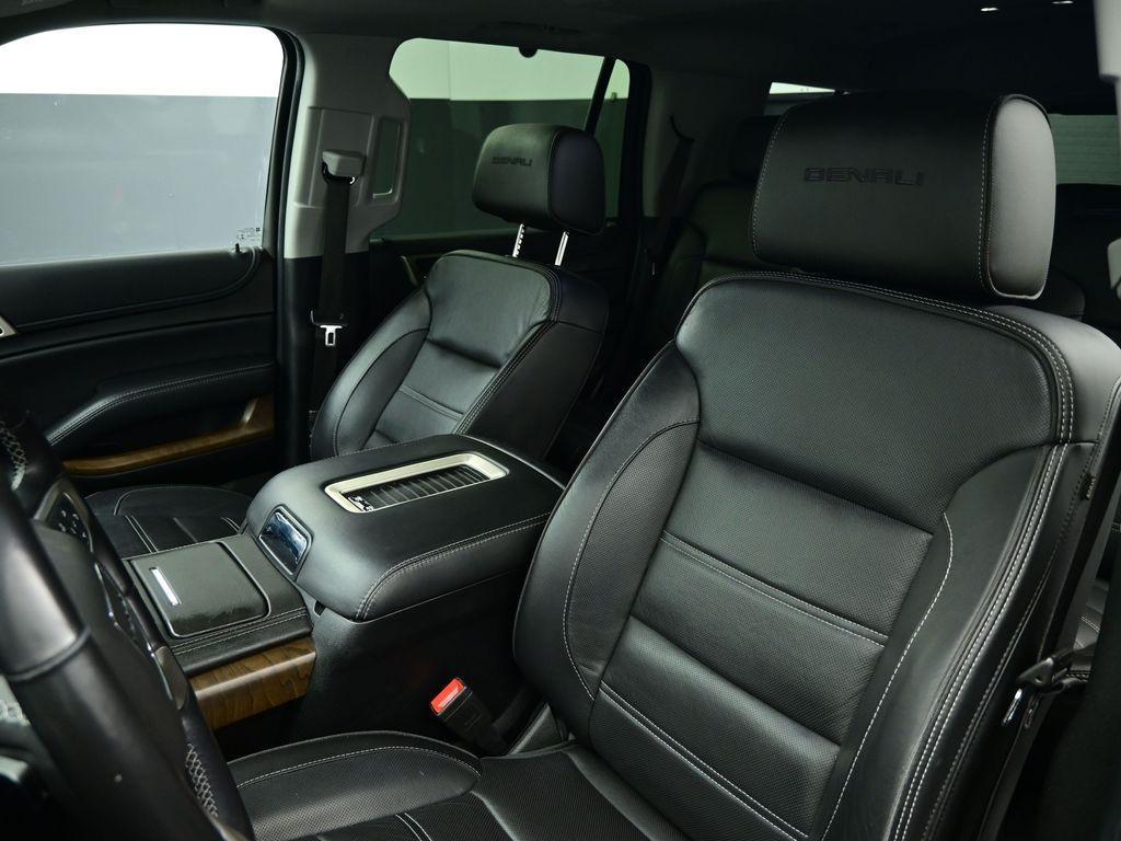 used 2020 GMC Yukon car, priced at $38,975