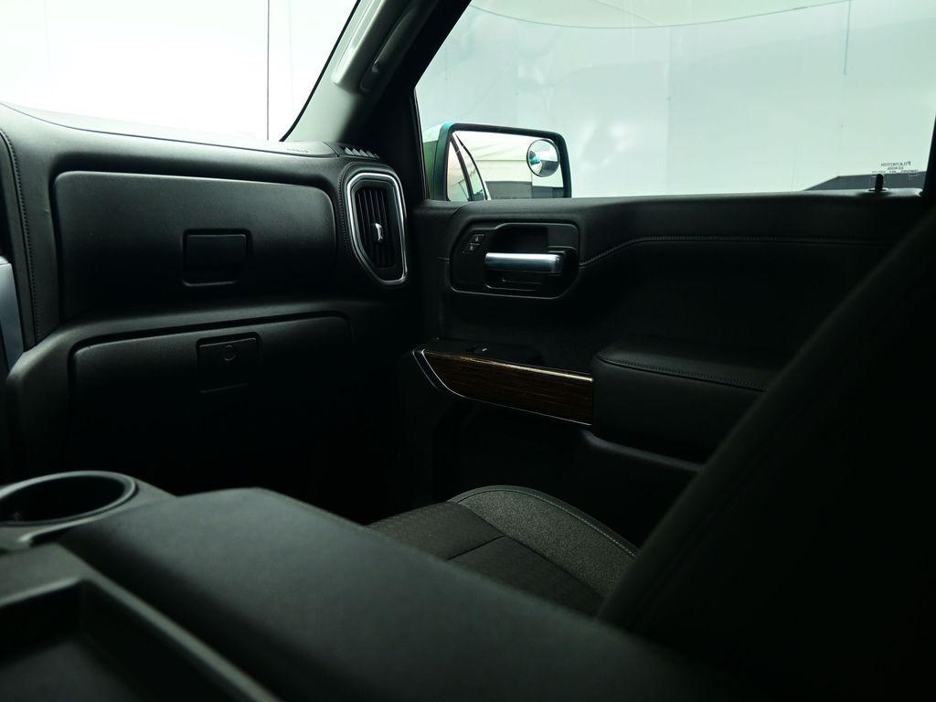 used 2021 GMC Sierra 1500 car, priced at $27,499