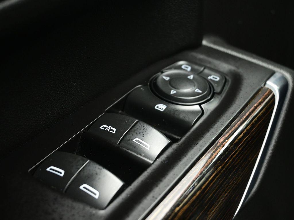 used 2021 GMC Sierra 1500 car, priced at $27,499