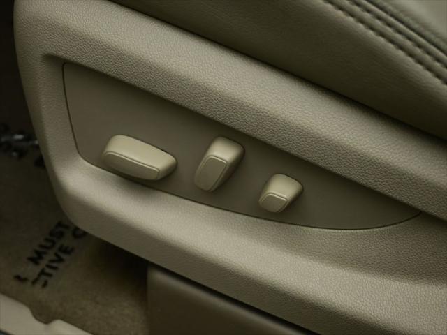 used 2019 GMC Yukon car, priced at $32,999