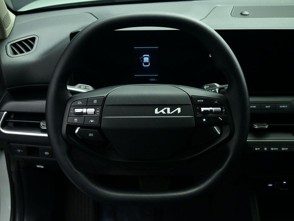 used 2025 Kia K4 car, priced at $20,999