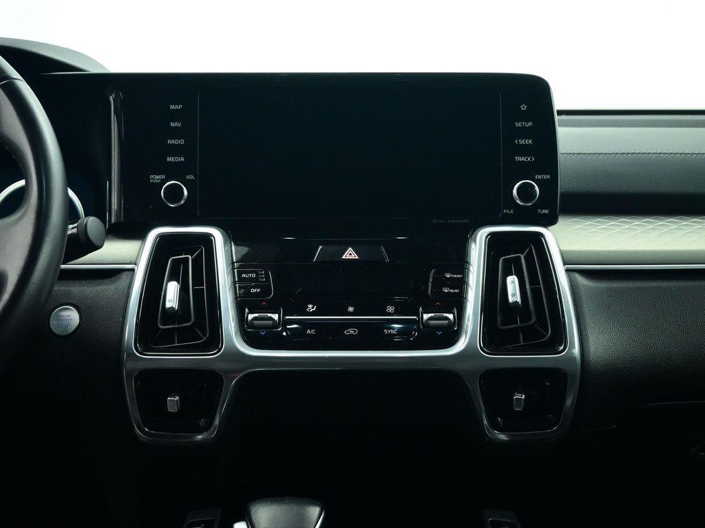 used 2023 Kia Sorento car, priced at $25,712